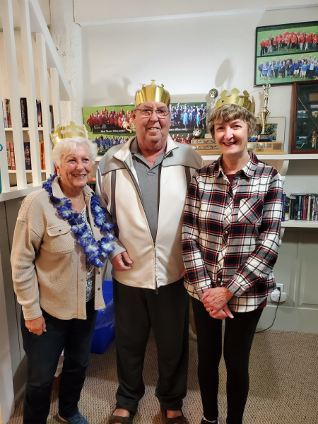 King Steve 42, Queen Julie 42, Princess Velma 40